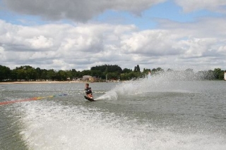  Slalom ski 